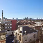 Apart-hotel Quality Centre