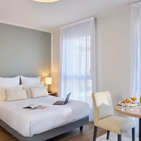 Aparthotel Quality Centre