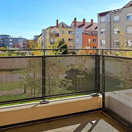 Quality Centre Appart hôtel 3*